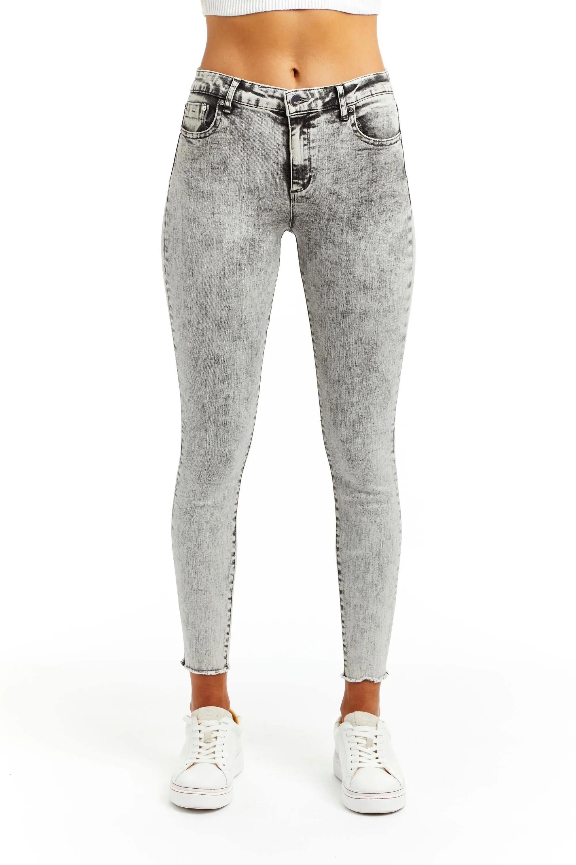 Diane - Basic Mid Rise Skinny With Fray Hem In Grey