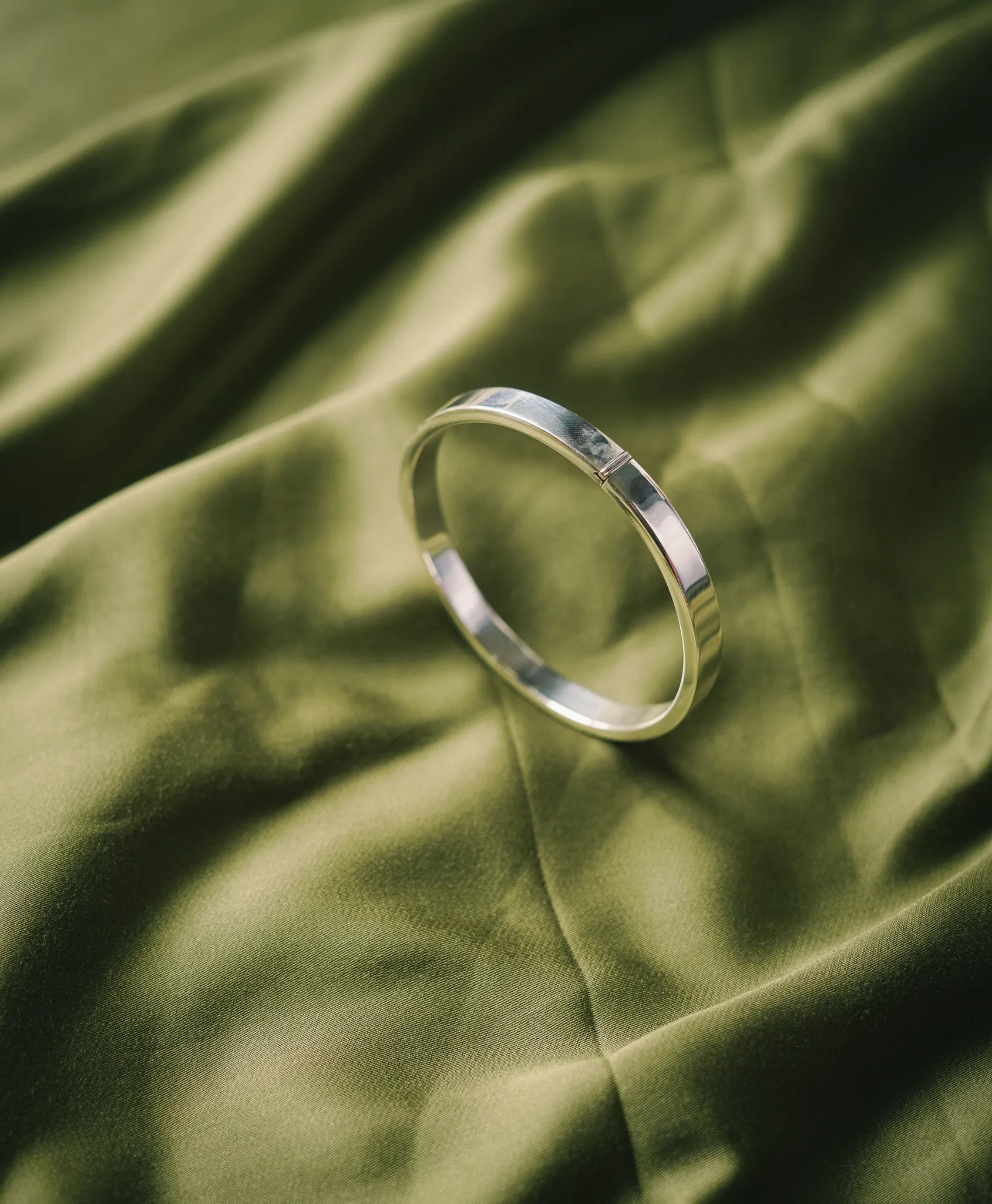 Elle Small Bangle
