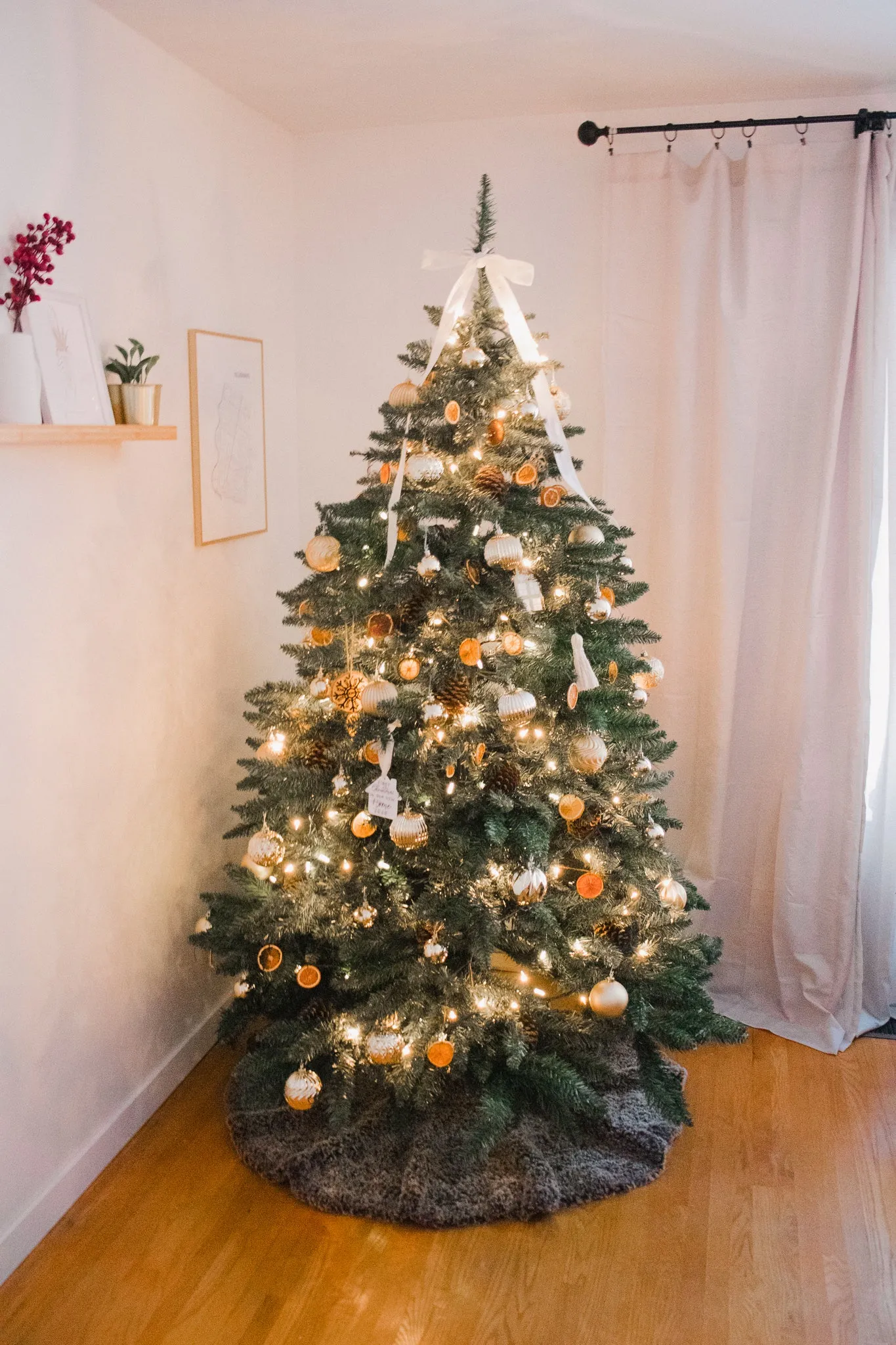 Fable Fur Tree Skirt Crochet Pattern