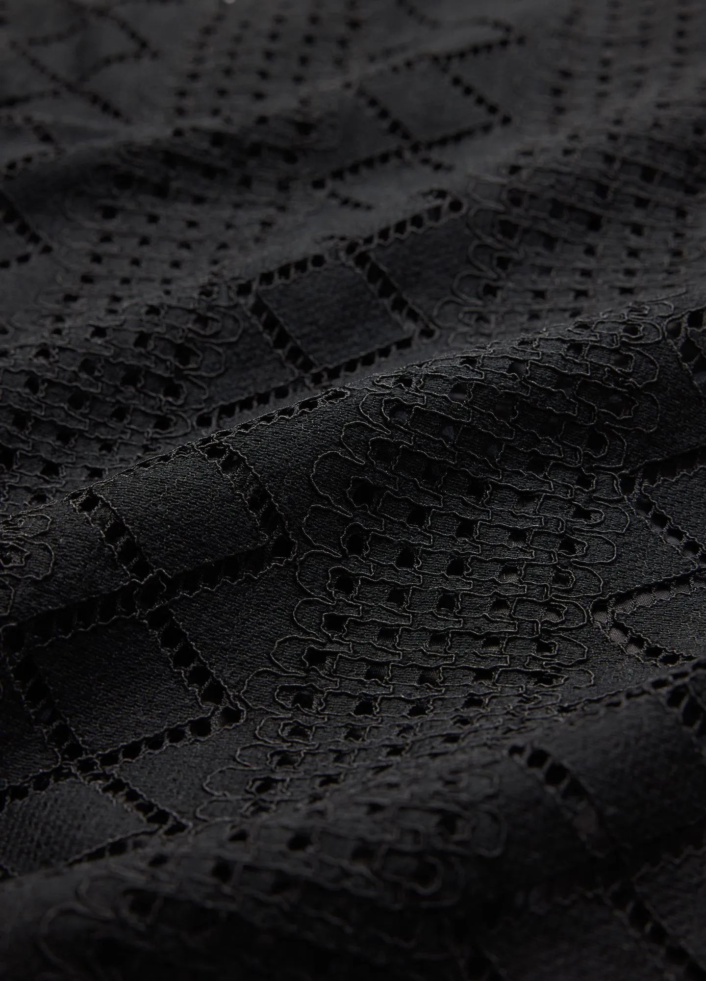 Geo Lace Short Sleeve Shirt Black