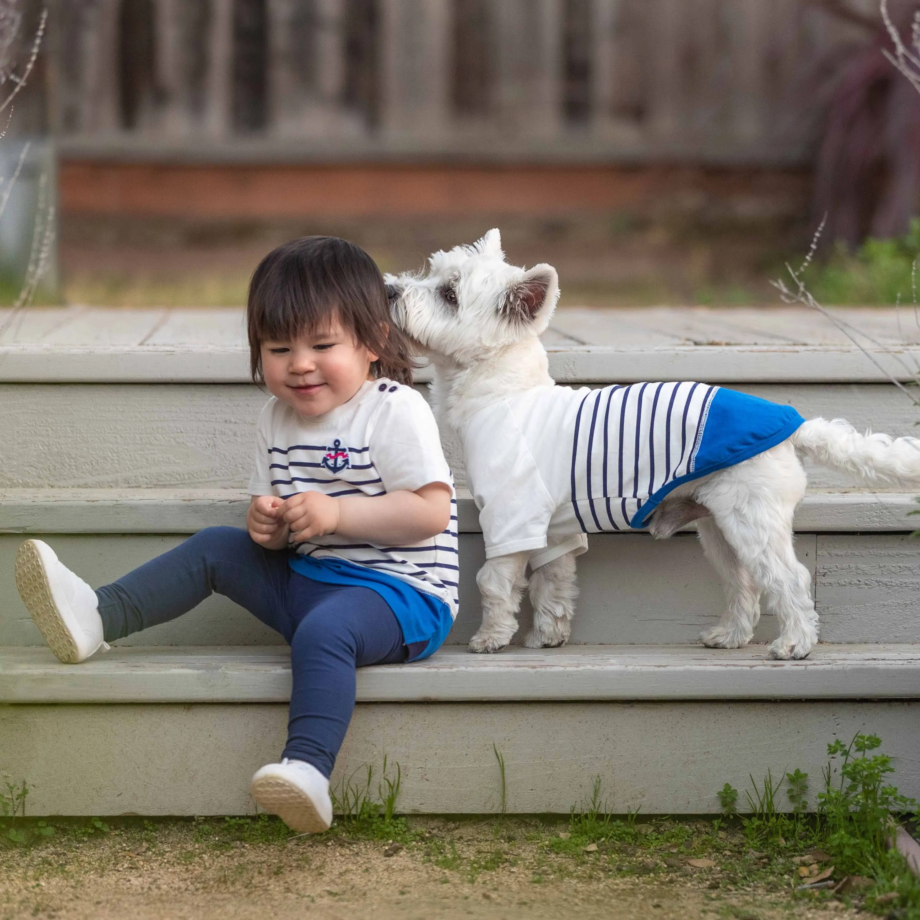 Summer Vacation Beach Stripes Design Matching Dog & Kid T-shirt, Blue